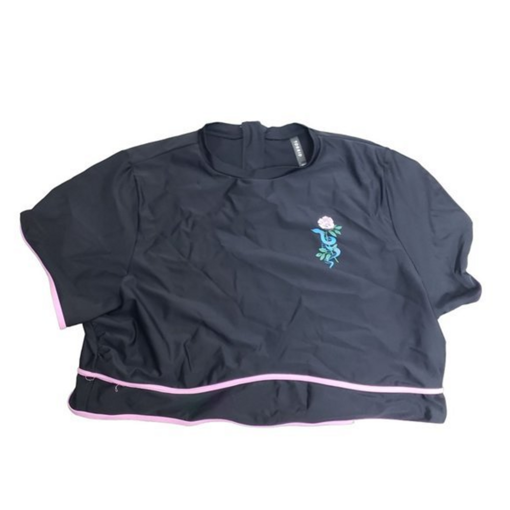 Torrid Active Size 5 Black Snake Rose Wireless Cropped‎ Piping Rashguard